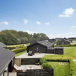 Holiday home Sigrun - 300m From The Sea By Interhome *