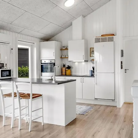Sigrun - 300m From The Sea By Interhome Haderslev
