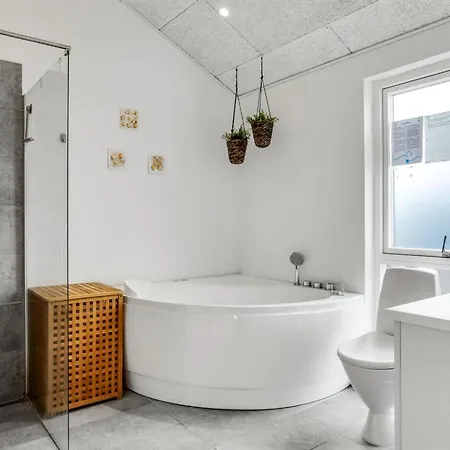 Casa vacanze Sigrun - 300m From The Sea By Interhome