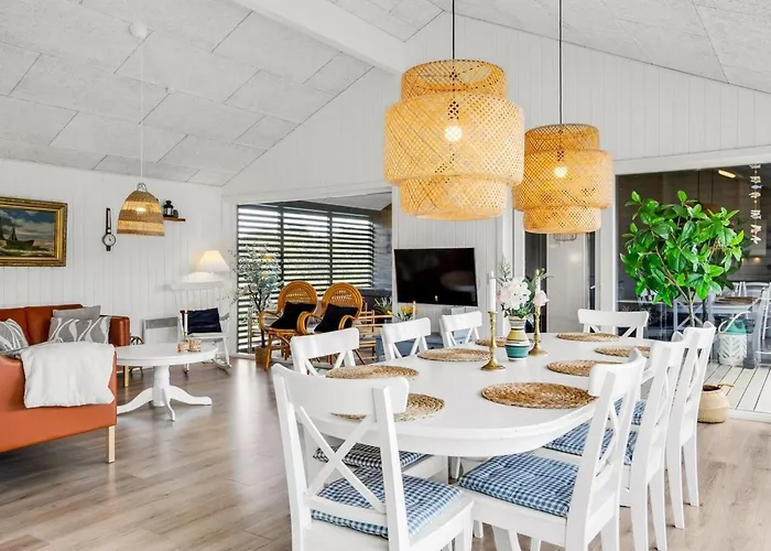 Sigrun - 300m From The Sea By Interhome